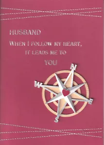 CARTOLINA PAPYRUS SAN VALENTINES NUOVA CON SCATOLA PREZZO AL DETTAGLIO CONSIGLIATO $9,95 WEATHERVANE MARITO CARD (N15) - Foto 1 di 3