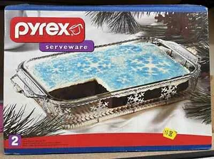 Pyrex Serveware 2 Piece Basket Serving Set Limited Edition Snowflake Open Box - Picture 1 of 4