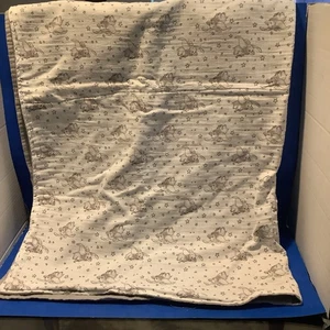 Manta bebé Disney Dumbo gris/blanco/beige con estrellas 40x34 - Imagen 1 de 4