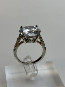 Anello D'Joy in argento sterling misura 10 6,82 g moissanite/CZ filigrana cocktail scintillante - Foto 1 di 15
