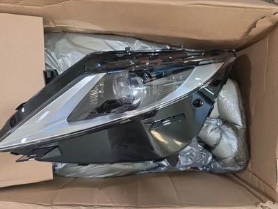 Lincoln MKZ 2013 2016 luz del lado del conductor izquierdo OEM DP5Z-13008 Foto 1 de 4