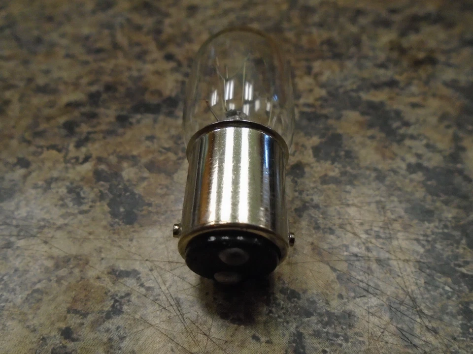 NEW PUSH-IN 15W 120V CLEAR BA15D BASE HOME SEWING MACHINE LAMP LIGHT BULB  - Image 1 of 1