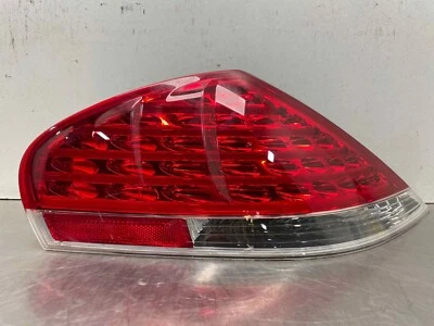 2005 宝马 645Ci 原始设备制造商左手驱动侧后尾灯刹车灯 7170977 2004 — 第 1/4 张图片