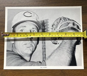 RARE 1961 Cincinnati Reds Bill Henry Original Team Issued Photo - Picture 1 of 2