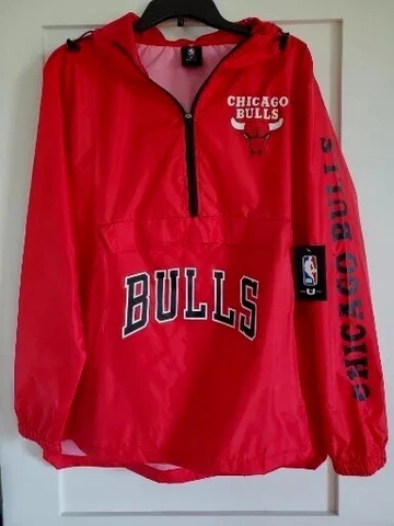 NWT Chicago Bulls NBA 1/4 Zip Pullover Anorak Jacket Windbreaker Men's Sz Medium Cover