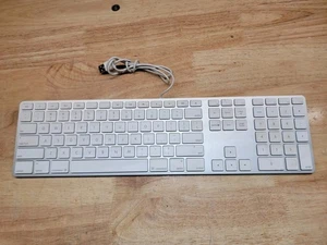 🔥 Genuine Apple A1243 Wired USB Keyboard for iMac Mac Mini Mac Pro w/Keypad OEM - Picture 1 of 12