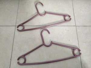 3 SET Konvolut Kleiderbügel Kleidung Mantel Hose Retro Selten Kunststoff Weiß Vintage - Bild 1 von 11