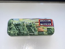 LIONEL LEGENDARY TRAINS NOVELTY COLLECTIBLE TRAIN WATCH IN TIN NOS NEVER WORN