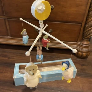 Vintage EDEN Music Mobile Beatrix Potter Peter Rabbit 1976 Working Crib Nursery - Picture 1 of 10