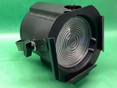 Altman 65Q Stage Studio Theater Light 6" Adjustable Fresnel Lamp w Gel Holder - Image 1 of 4