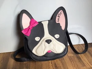 Sac à main bandoulière Luv Betsey by Betsey Johnson Frenchie Bulldog noir rose - Photo 1/9