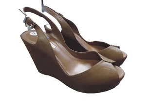 bcbgeneration Platform 4" Wedge Slingback Peep Toe Heels Cognac Sexy Retro sz 7 - Picture 1 of 9