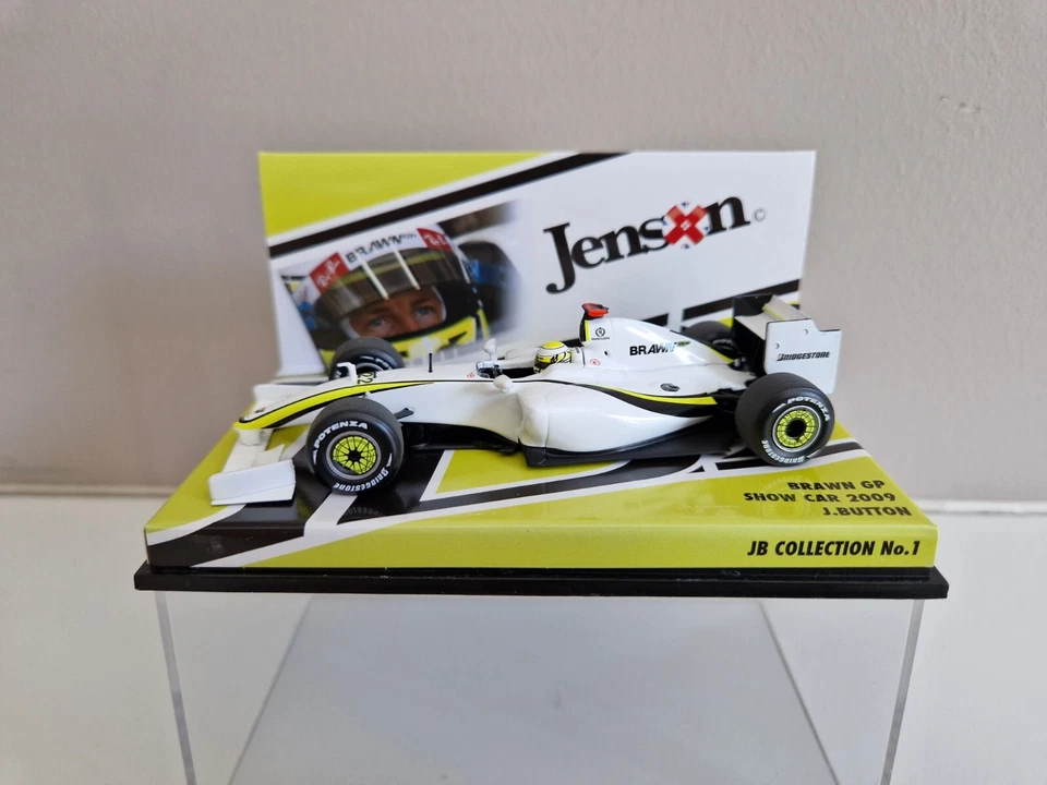 Minichamps 1/43 Brawn Gp Mercedes BGP001 J. Button - Showcar 2009 (JB Edition) - Image 1 of 4