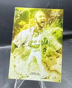 Topps Fire Pete Alonso 2022 #FIU-10 encendido acuñado en oro - Imagen 1 de 3