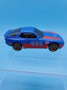 2021 Hot Wheels '89 PORSCHE 944 TURBO 2/5 TURBO 45/250 DIECAST COLLECTION - Picture 1 of 6
