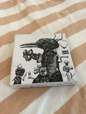 Korn Untitled CD/DVD Deluxe Box Set Versión EE. UU. Firmado por Jon Davis & Fieldy Foto 1 de 4