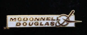 MCDONNELL DOUGLAS AIRCRAFT COMPANY MD HUT ANSTECKNADEL PILOT CREW LONG BEACH CA - Bild 1 von 1