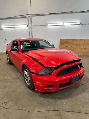 Alternador usado compatible con: Ford Mustang 2014 3,7 L AT grado C Foto 1 de 4