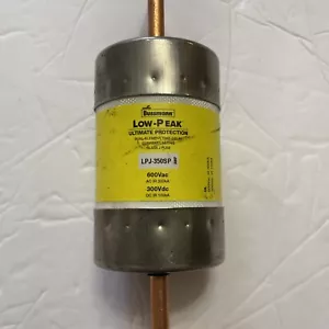 Bussmann LPJ-350SP LPJ350SP ( 350A ) 600Vac LOW-PEAK DUAL-Element Class J Fuse - Picture 1 of 3