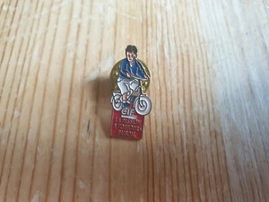 Elf La Passion A Toujours Raison - Französischer Radsport Pin Anstecker - Bild 1 von 1