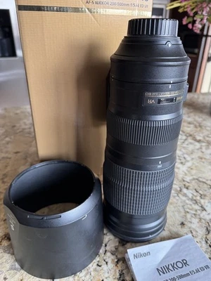Nikon AF-S NIKKOR 200-500mm f/5.6E ED VR Lens – Excellent Condition – Clean Opti - Image 1 of 3