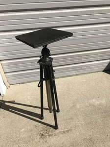 Vintage   Gidurable  Chicago Large Format Camera Tripod with  Geared Crank Head - Picture 1 of 10