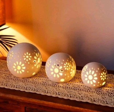 Juego de 3 Lámparas Decorativas Cerámicas 5" H Lámpara Alimentada por Pilas Floral Tallado Cordones Foto 1 de 4