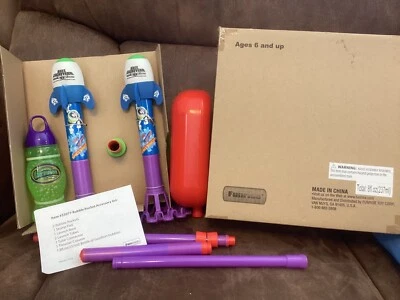 JUEGO DE BURBUJAS BUZZ LIGHTYEAR ROCKET NUEVO EN CAJA COMPLETO Foto 1 de 3