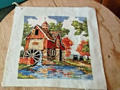 1 Pieces neuve de lin bleu   canevas brodé main " moulin a eau  " - Photo 1/3