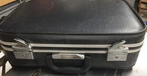 BLACK NICE! SKYWAY CASE W KEY AND CHOCK FULL OF TWA ATTENDANT PAPERWORK LOADS! - Picture 1 of 18