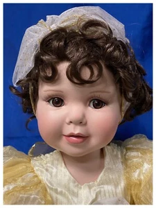 MARIE OSMOND MOMMY'S GIRL HOLIDAY TODDLER DOLL NIB COA LE 300 - Picture 1 of 7