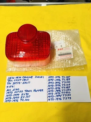 Lente de luz trasera OEM NUEVO OEM Suzuki (35712-23011) RV90/RV125/MT50/TS400/TS185/TS250 Foto 1 de 4