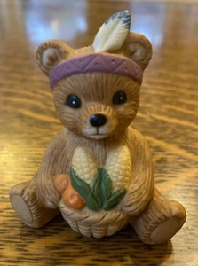 De Colección Homco # 1413 Oso Porcelana Estatuilla Oso Acción de Gracias Maíz Cesta Pequeña - Imagen 1 de 7