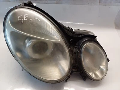 5E* Mercedes W211 E Klasse 2002-2006 Scheinwerfer Halogen Rechts A2118200261 - Bild 1 von 4