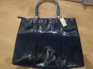Borsa in vernice da spalla donna Gianfranco Ferrè con etichetta - Foto 1 di 13