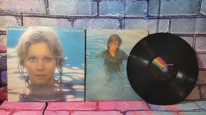 Olivia Newton Come On Over Vinyl LP Record 1976 Original MCA-2186 with Insert - Picture 1 of 2