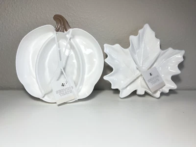 Target Bullseye 4 bandejas para servir calabaza BLANCAS y 4 platos de aperitivo de hojas BLANCAS Foto 1 de 4