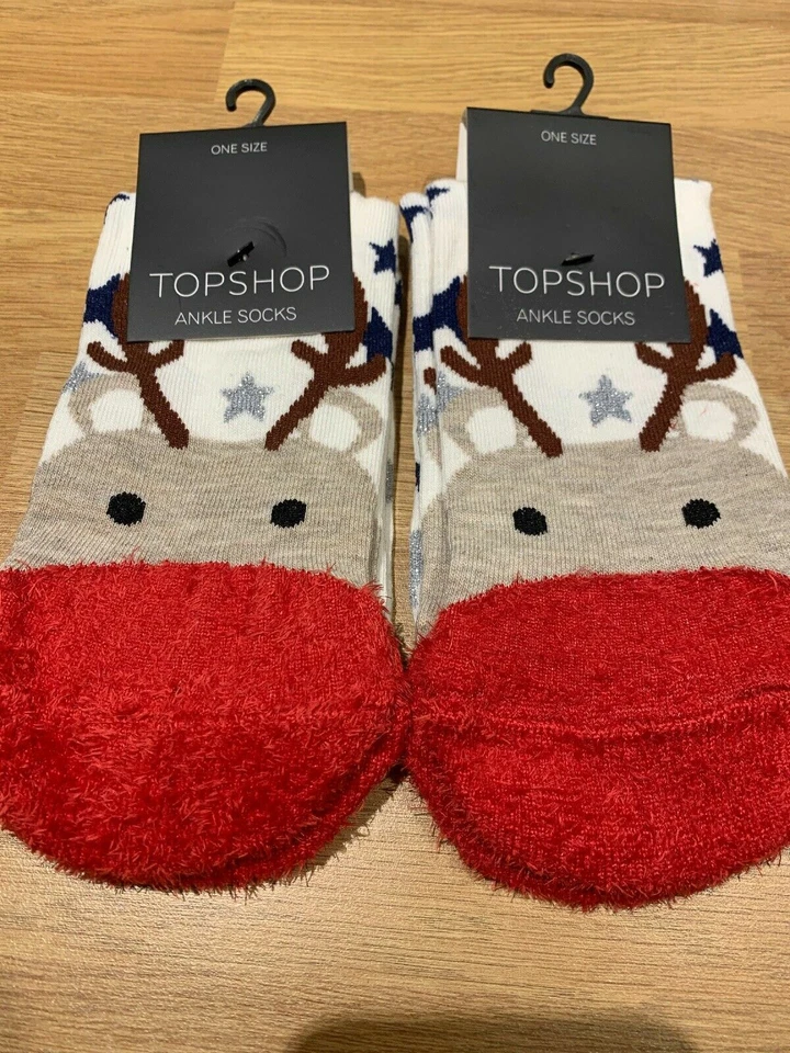 Christmas Topshop Socks 2 Pairs-Reindeer Fluffy Red Toes BRAND NEW RRP £7 1 size - Image 1 of 4