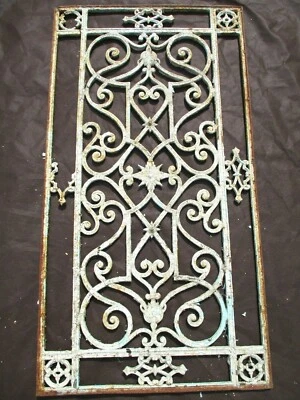113 X 60 cm - Ancienne grille de porte en fonte, XIXème - Photo 1/4