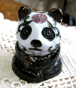 Panda Bär Emaille auf Porzellan Figur - Messingsockel -- sooo süß - Bild 1 von 5