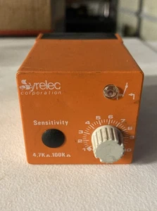 Relé de control de nivel de líquido Crouzet Syrelec PNRU 110A - Imagen 1 de 5