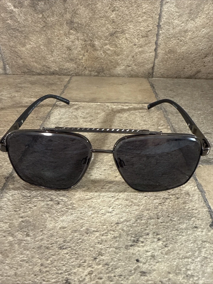 Очки солнцезащитные True Religion TRM1761-9MB CAT.3 черные с полным ободком 58-20-142-50 мм - Изображение 1 из 4