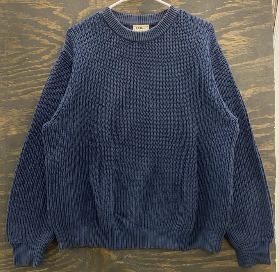 L.L.Bean Men’s Medium Cotton Fisherman Knit Sweater Navy Blue Chunky Knit - Image 1 of 4