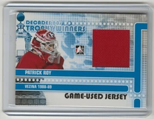 2010-11 ITG Decades 1980s Trophy Winners Jerseys Black #TWJ29 Patrick Roy *100 - Picture 1 of 2