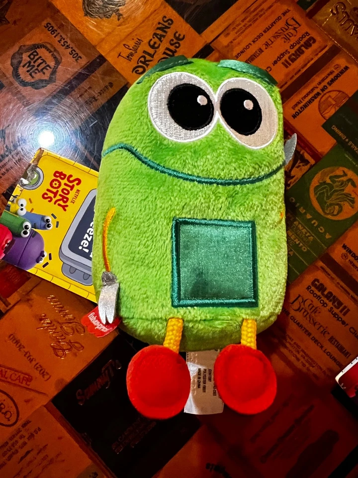 Fisher Price Story 机器人 会说话 5 英寸 毛绒填充动物玩具 罕见 绿色 — 第 1/3 张图片