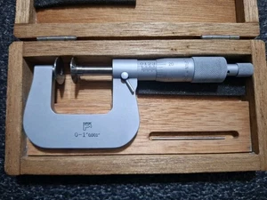 NSK 0-1" Micrómetro de Disco, 0,001" Tope de Trinquete  - Imagen 1 de 2