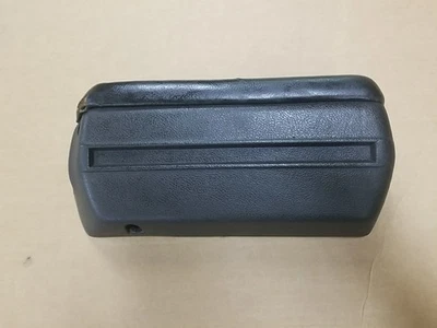 1968-1972 Camaro Chevelle Nova GTO Lemans GS Skylark 442 base de descanso de braço destro - Imagem 1 de 4