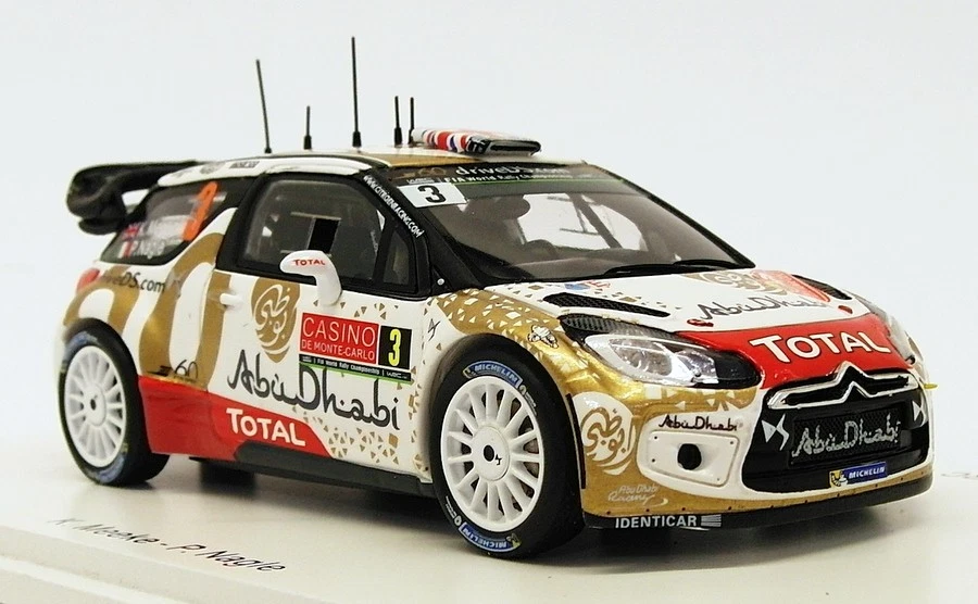 Spark escala 1/43 S4503 - Citroen DS3 WRC #3 - 10º Abu Dhabi 2015 Foto 1 de 4