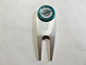 Marcador de pelota de doble cara de golf/Miami Dolphins con herramienta Divot - ¡Nuevo!! - Imagen 1 de 2