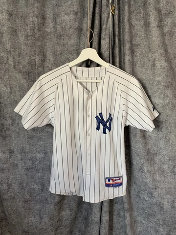 Vintage NY Yankees Majestic Jersey Youth M Pinstripe Sewn #7 Mickey Mantle Cover
